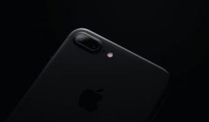 black iPhone 7 Plus screenshot